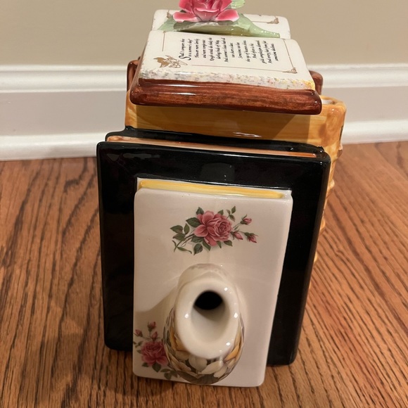 Tony Carter Collectible “Poetry Lovers” Teapot - Picture 5 of 8